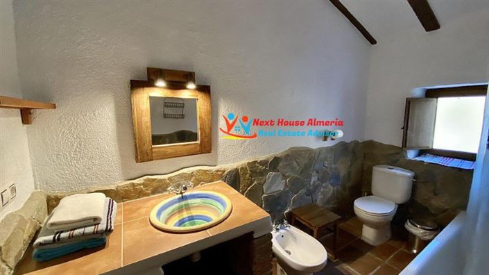 Image No.47-8 Bed Country House for sale