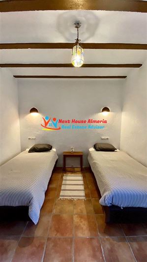 Image No.48-8 Bed Country House for sale