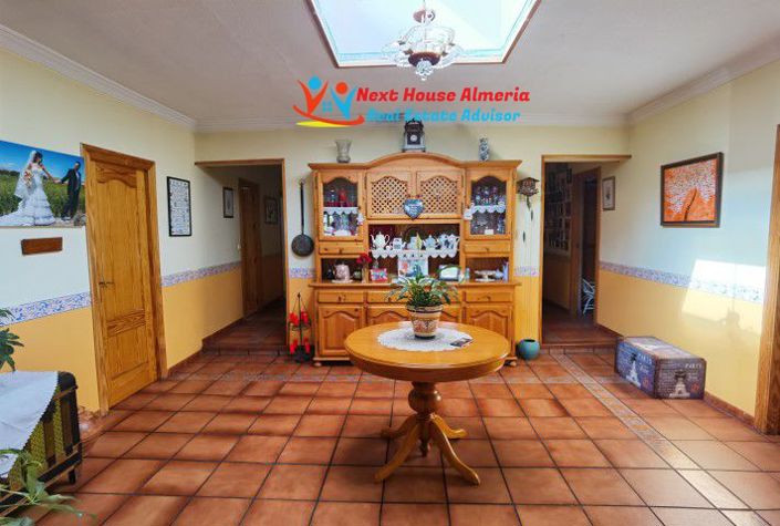 Image No.15-6 Bed Country House for sale