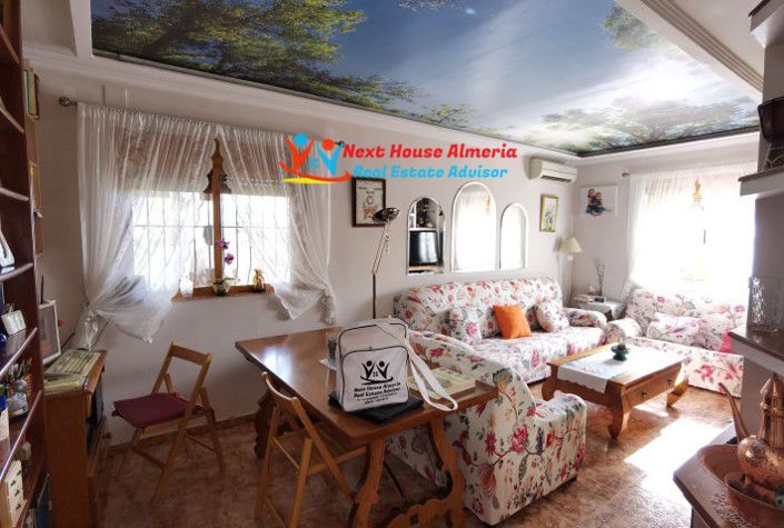 Image No.17-6 Bed Country House for sale