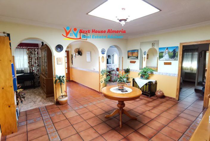 Image No.23-6 Bed Country House for sale
