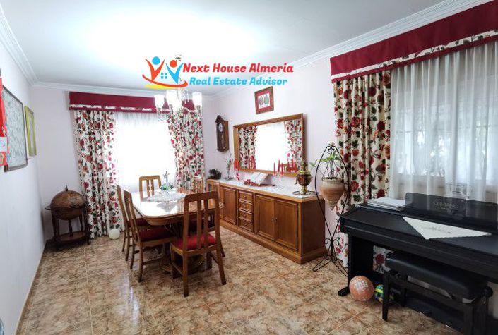 Image No.24-6 Bed Country House for sale