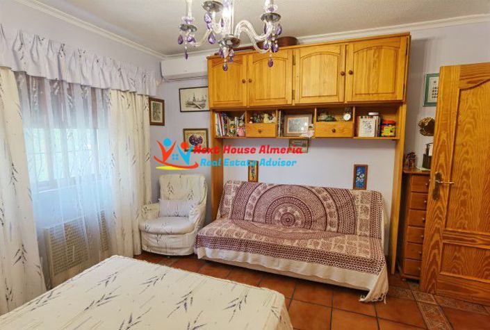 Image No.32-6 Bed Country House for sale