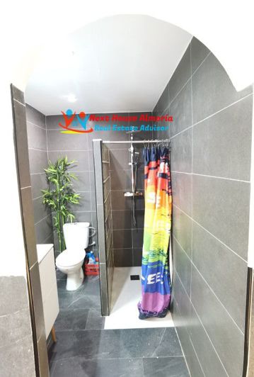 Image No.17-3 Bed Country House for sale