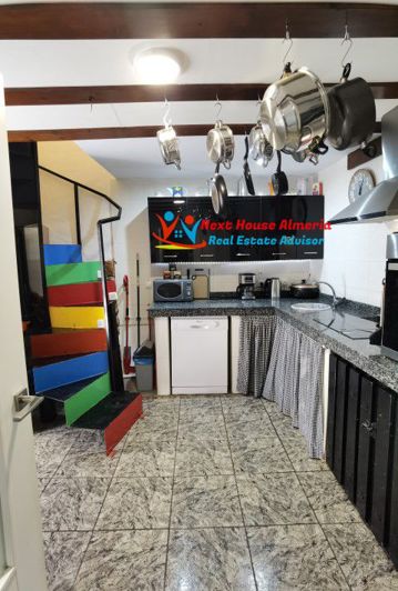 Image No.24-3 Bed Country House for sale