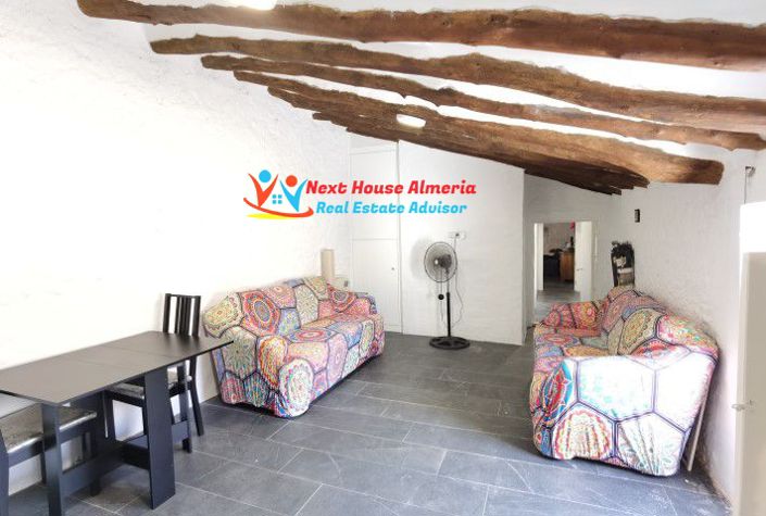 Image No.26-3 Bed Country House for sale