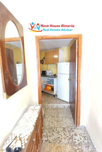 Image No.13-3 Bed Townhouse for sale