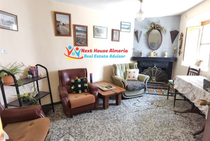 Image No.7-3 Bed Townhouse for sale