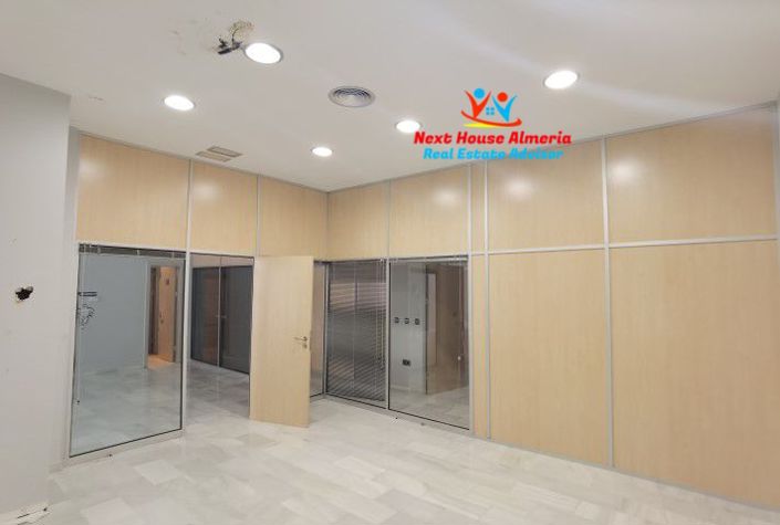 Image No.18-5 Bed Property for sale