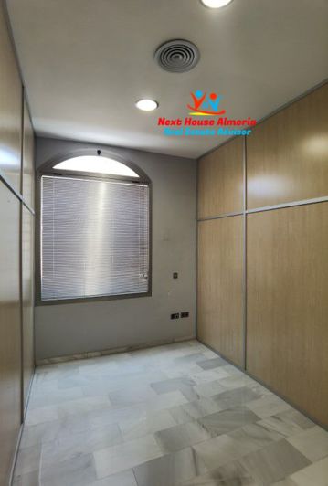 Image No.22-5 Bed Property for sale