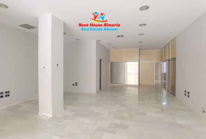 Image No.6-5 Bed Property for sale