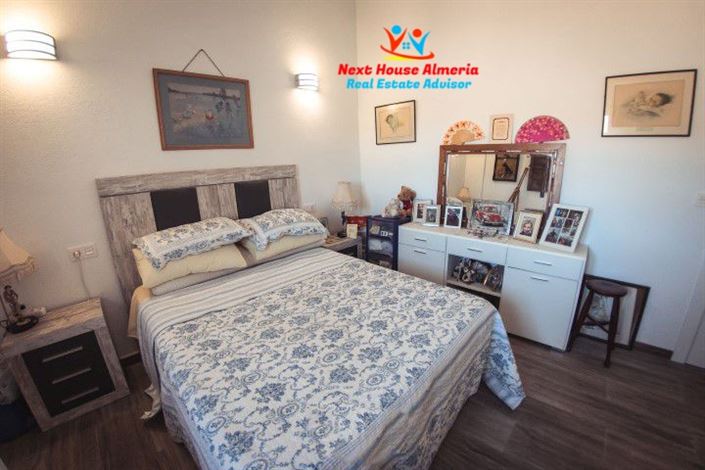 Image No.38-7 Bed Country House for sale