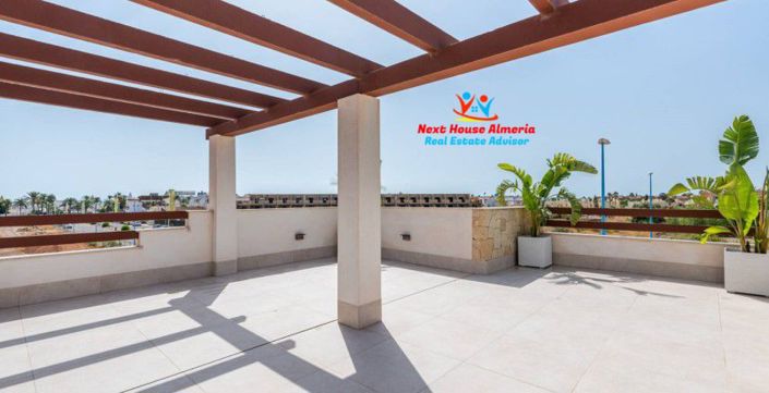 Image No.27-3 Bed Villa for sale