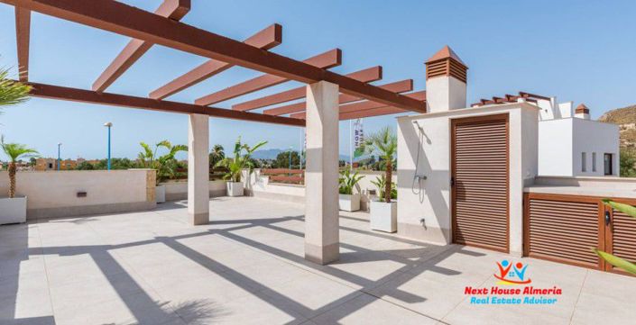 Image No.28-3 Bed Villa for sale