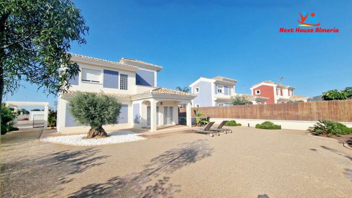 Image No.2-Villa de 3 chambres à vendre à Lorca