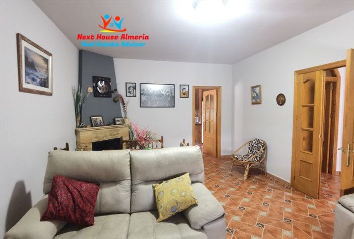 Image No.21-Maison de campagne de 8 chambres à vendre à Albox