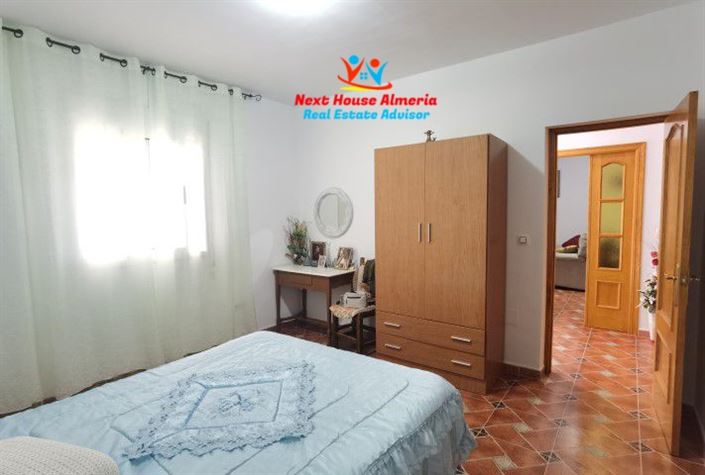 Image No.37-Maison de campagne de 8 chambres à vendre à Albox