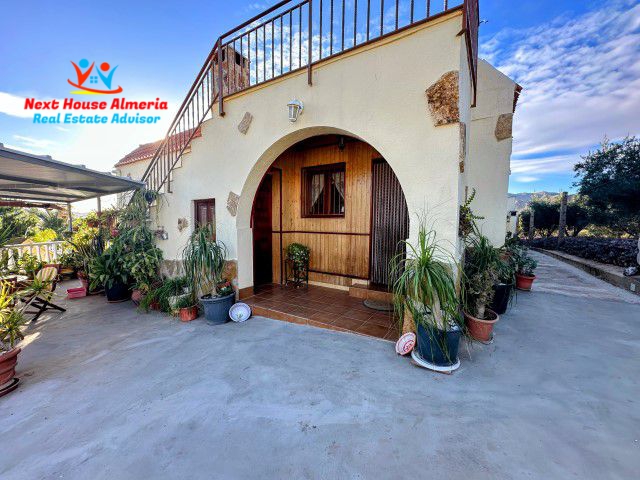 Image No.10-3 Bed Country House for sale