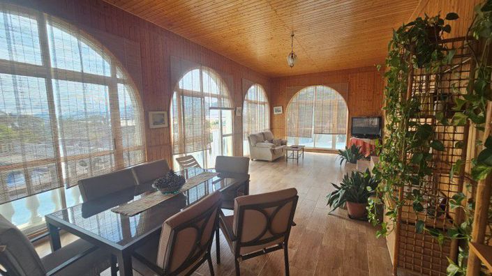 Image No.12-3 Bed Country House for sale
