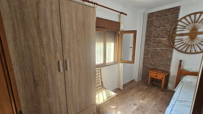 Image No.23-3 Bed Country House for sale