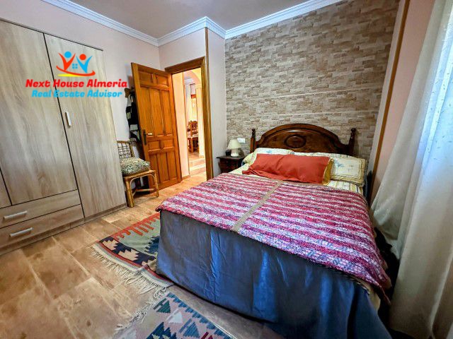 Image No.25-3 Bed Country House for sale