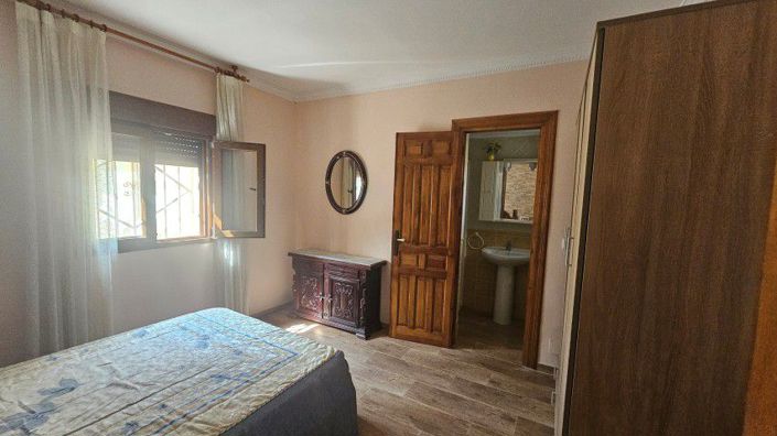 Image No.26-3 Bed Country House for sale