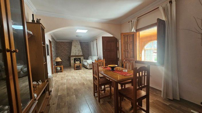 Image No.29-3 Bed Country House for sale