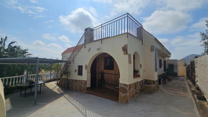 Image No.39-3 Bed Country House for sale
