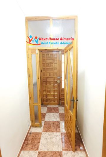 Image No.16-3 Bed Townhouse for sale