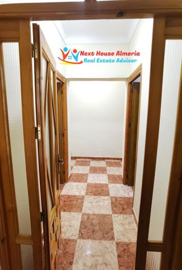 Image No.17-3 Bed Townhouse for sale