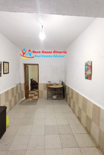 Image No.2-3 Bed Townhouse for sale