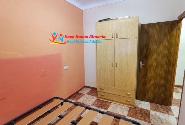 Image No.23-3 Bed Townhouse for sale