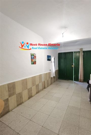 Image No.34-3 Bed Townhouse for sale