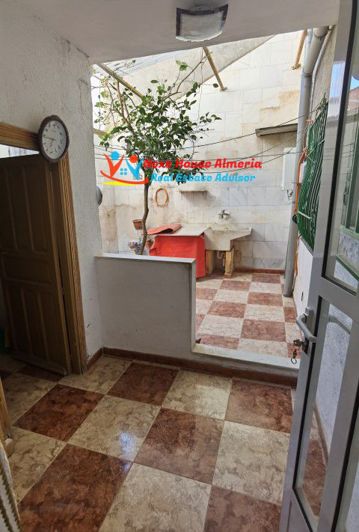 Image No.7-3 Bed Townhouse for sale