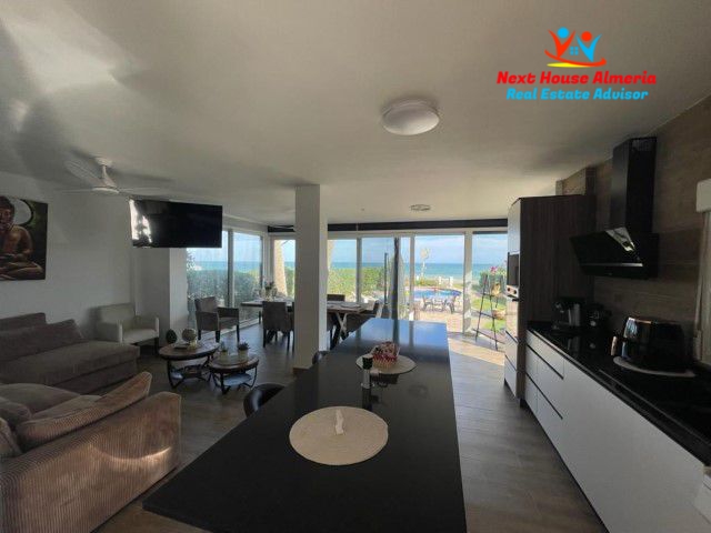 Image No.14-5 Bed Villa for sale