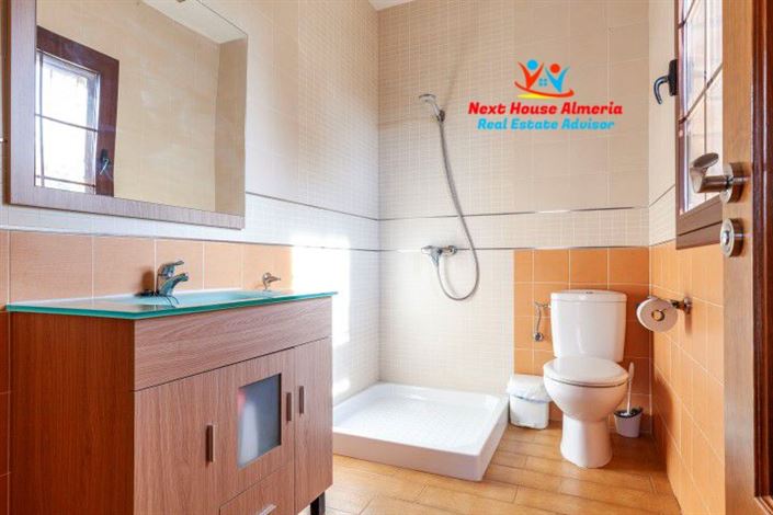 Image No.43-4 Bed Villa for sale