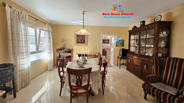 Image No.25-5 Bed Villa for sale