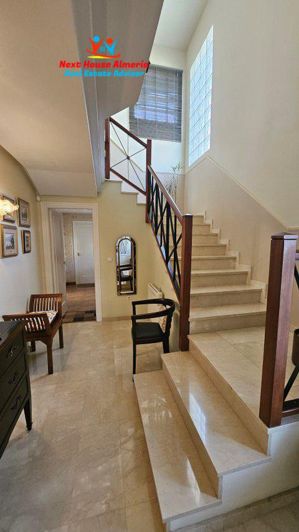 Image No.48-5 Bed Villa for sale