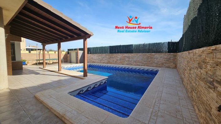 Image No.10-5 Bed Villa for sale