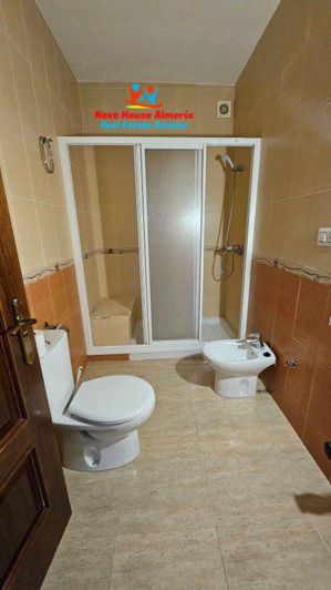 Image No.19-5 Bed Townhouse for sale