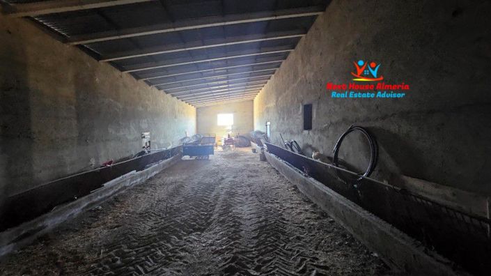 Image No.44-6 Bed Country House for sale