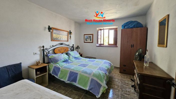 Image No.32-Maison de campagne de 3 chambres à vendre à Cullar