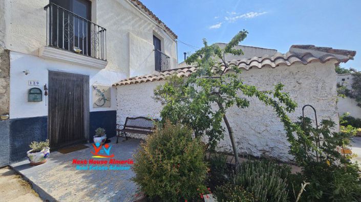 Image No.5-Maison de campagne de 3 chambres à vendre à Cullar