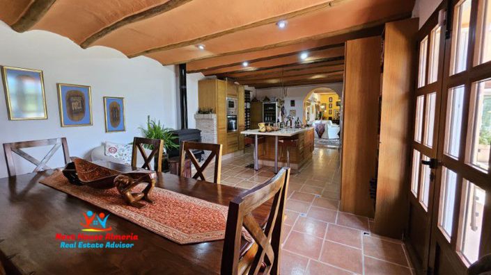 Image No.16-3 Bed Country House for sale