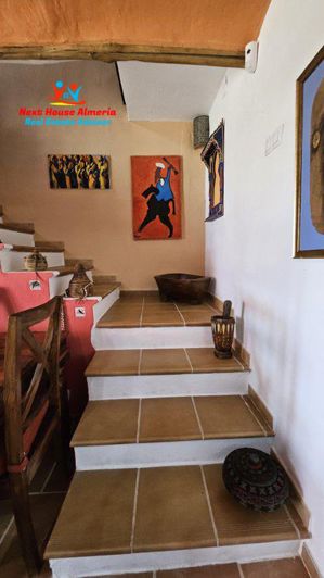 Image No.37-3 Bed Country House for sale