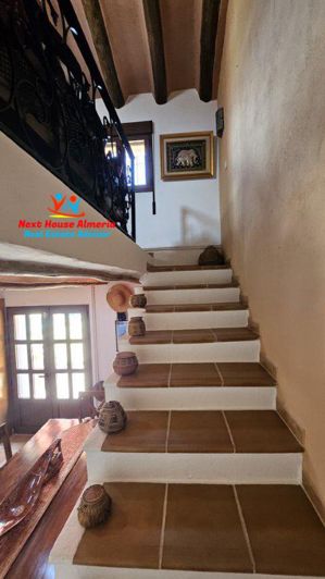 Image No.38-3 Bed Country House for sale