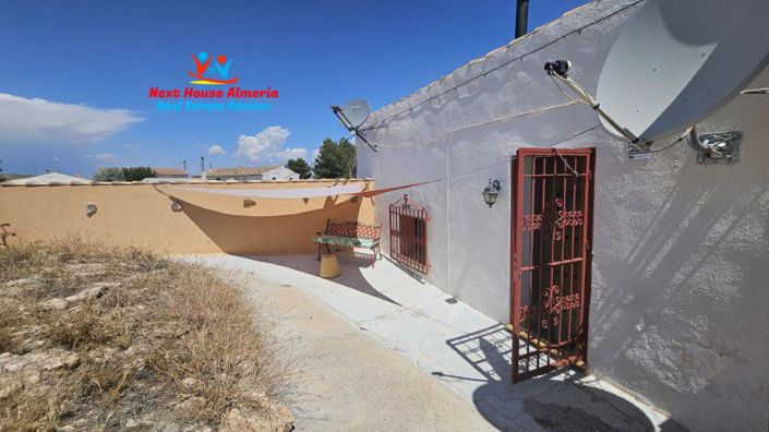 Image No.42-3 Bed Country House for sale