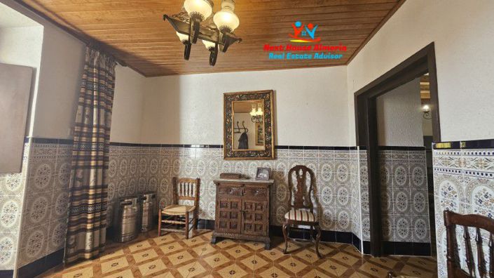 Image No.11-3 Bed Townhouse for sale