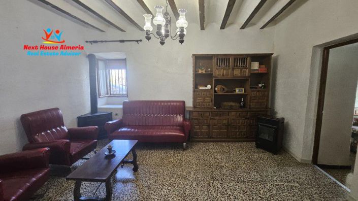 Image No.20-3 Bed Townhouse for sale