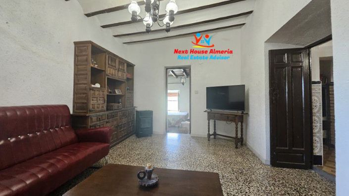 Image No.22-3 Bed Townhouse for sale